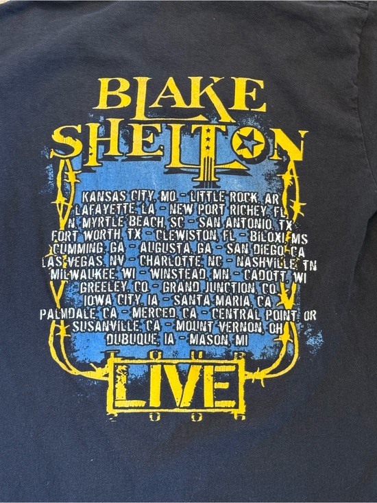 Blake Shelton Tops - 🫶🏻 2006 Vintage Blake Shelton Live Tour